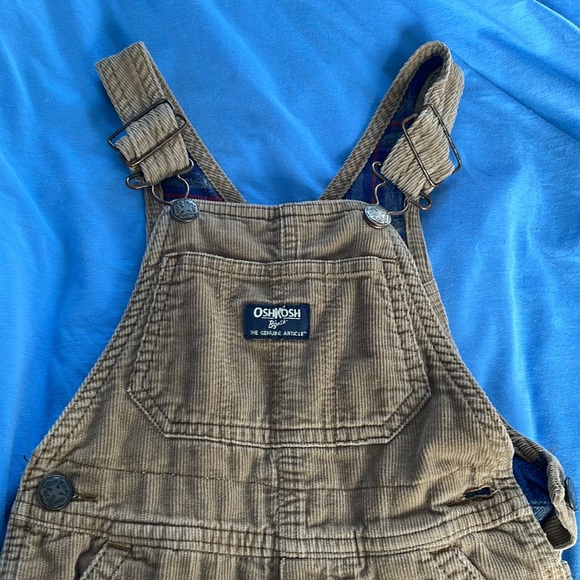 Flannel lined Tan corduroy Oshkosh B’gosh overalls - Picture 2 of 6